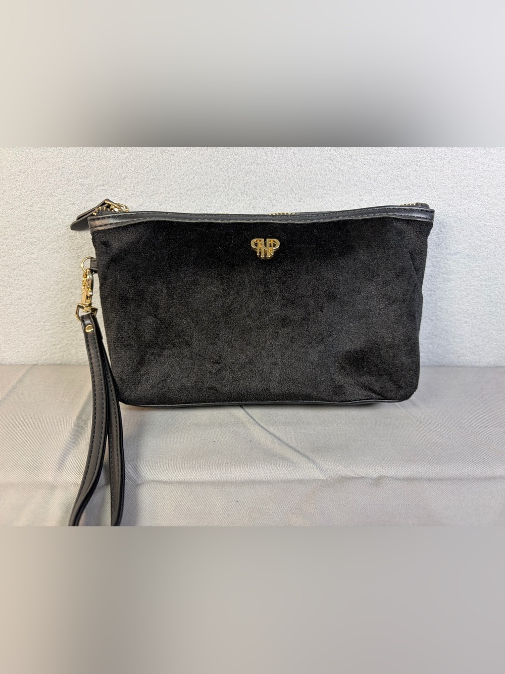 PurseN Black Velvet Wristlet with Gold Hardware